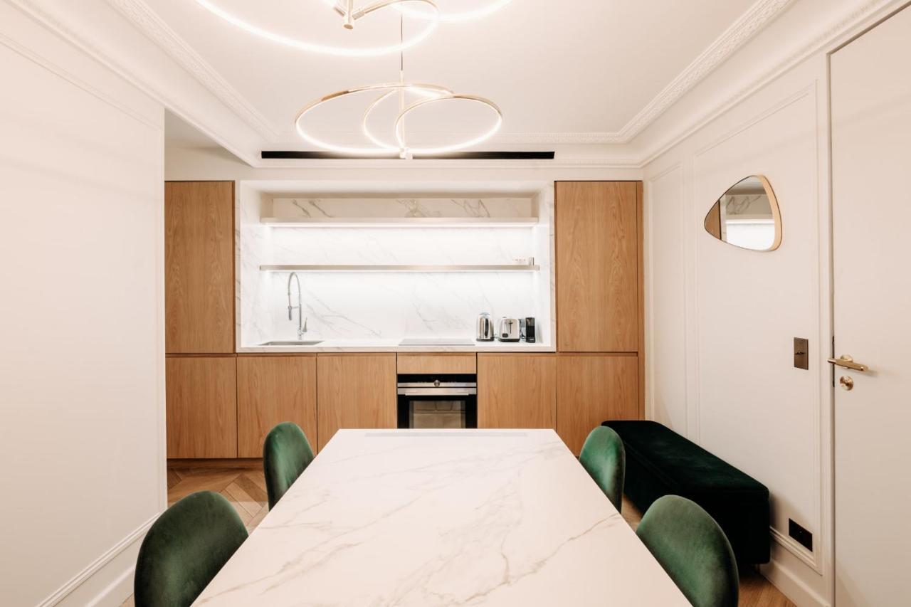 Highstay - Luxury Serviced Apartments - Louvre-Rivoli Párizs Kültér fotó